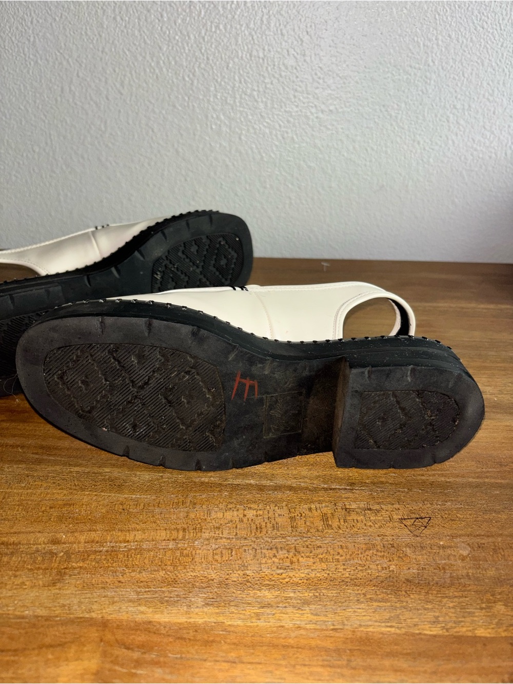 Zodiac Women's Odette Slingback Loafers - Picture 6 of 7